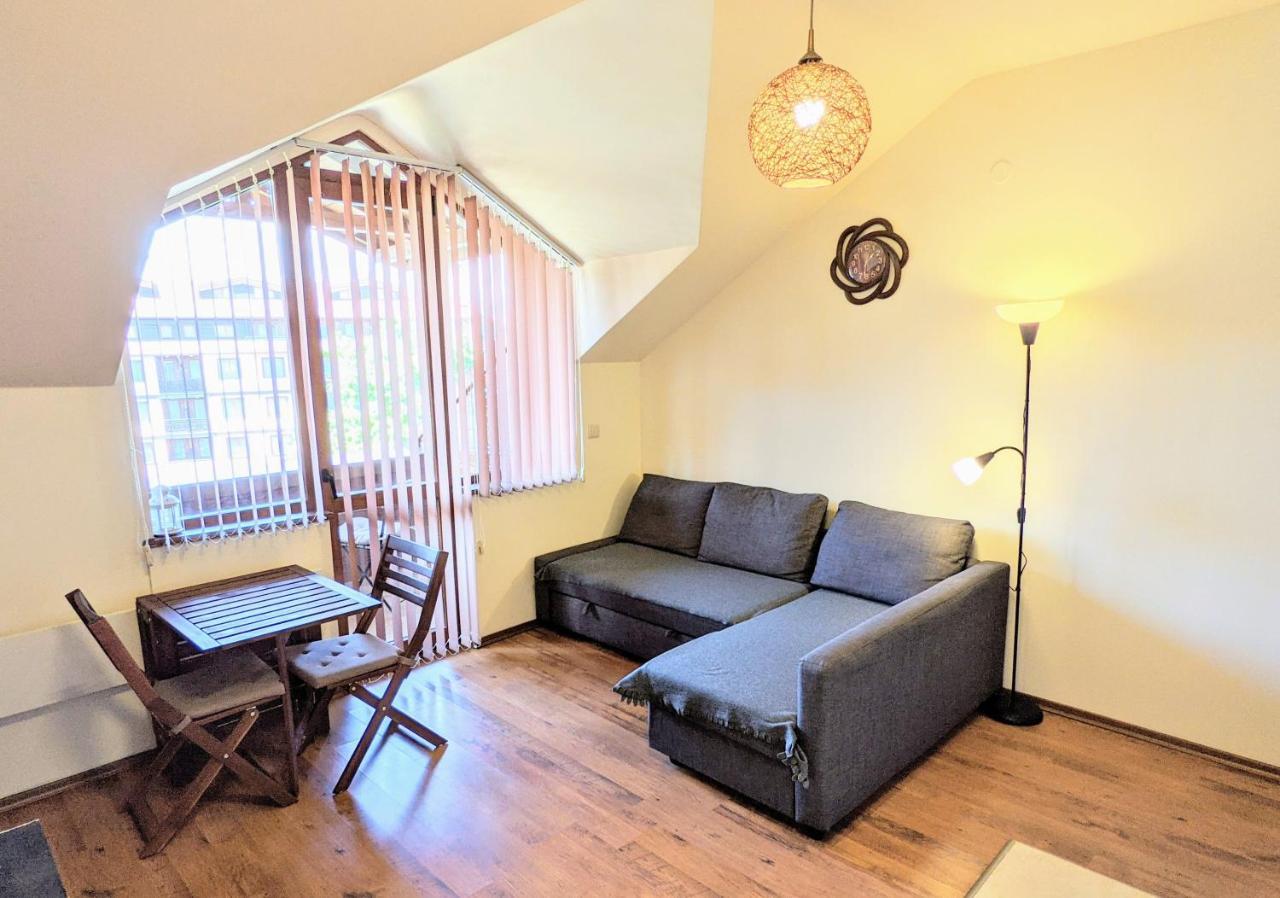 Casual Apartment Near Gondola & City Center - Neon Banszko Kültér fotó